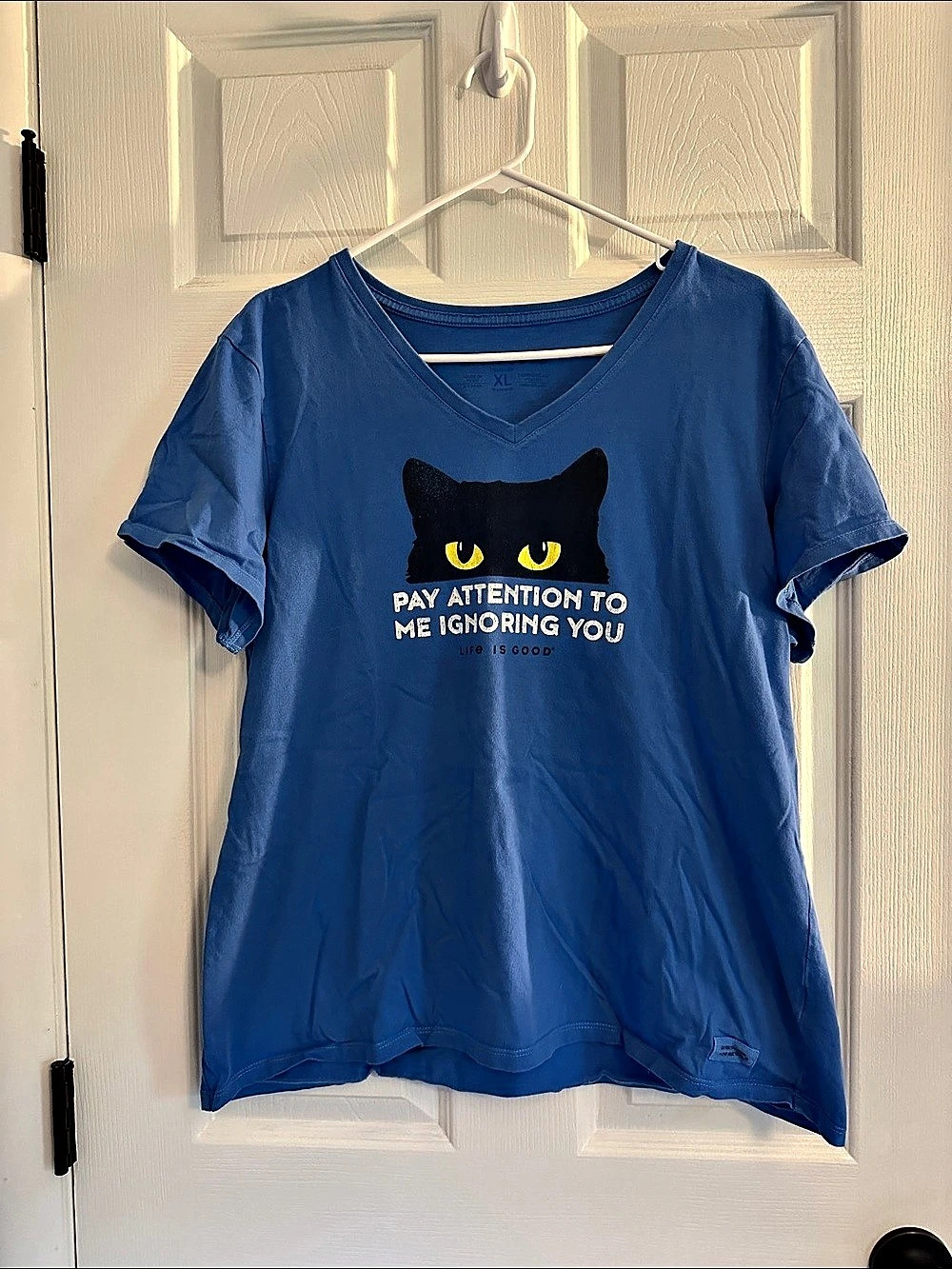 Life Is Good Pay Attention to Me Ignoring You Cat Crusher Tee Graphic Short